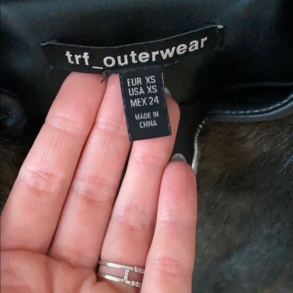 Zara Faux Fur Jacket - Like New condition - Picture 2 of 2